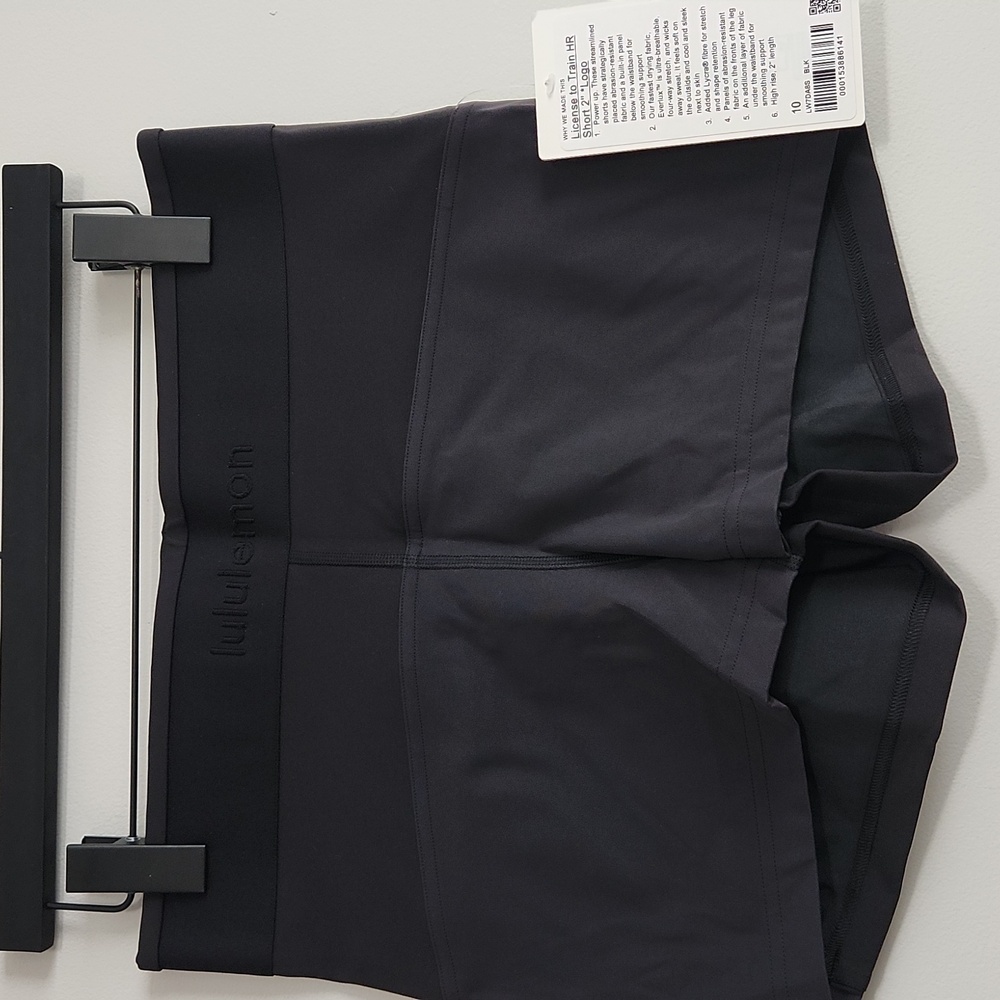 Lululemon NWT License To Train HR Short 2" Logo Size 10